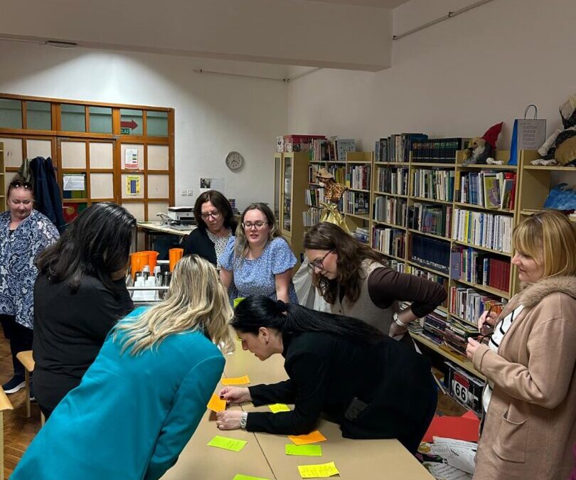 Glavom, srcem i rukama – doživljajna pedagogija